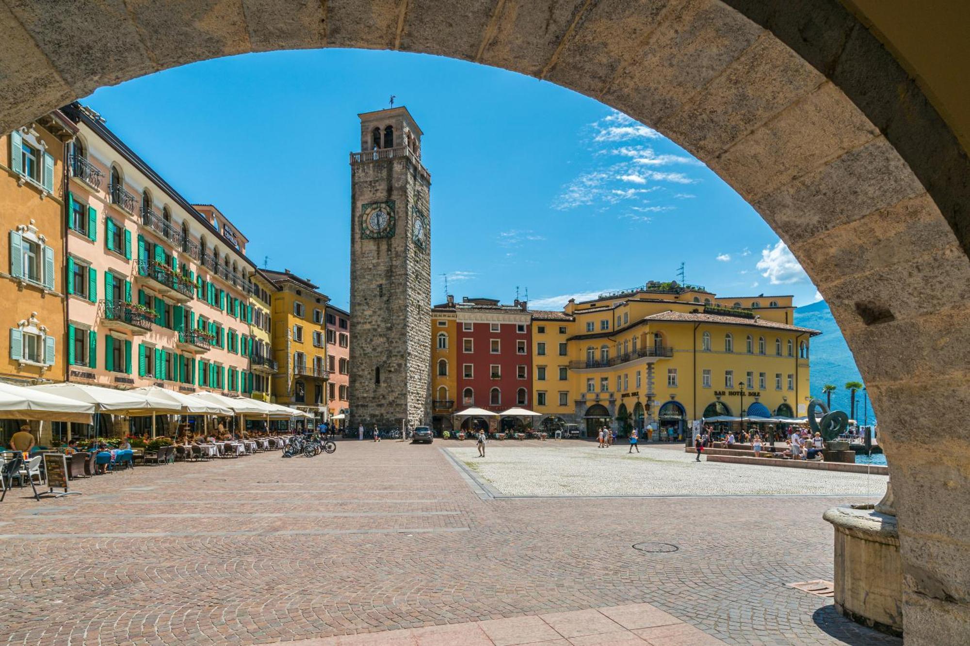 Riva Centro Apartment - Happy Rentals Exterior foto