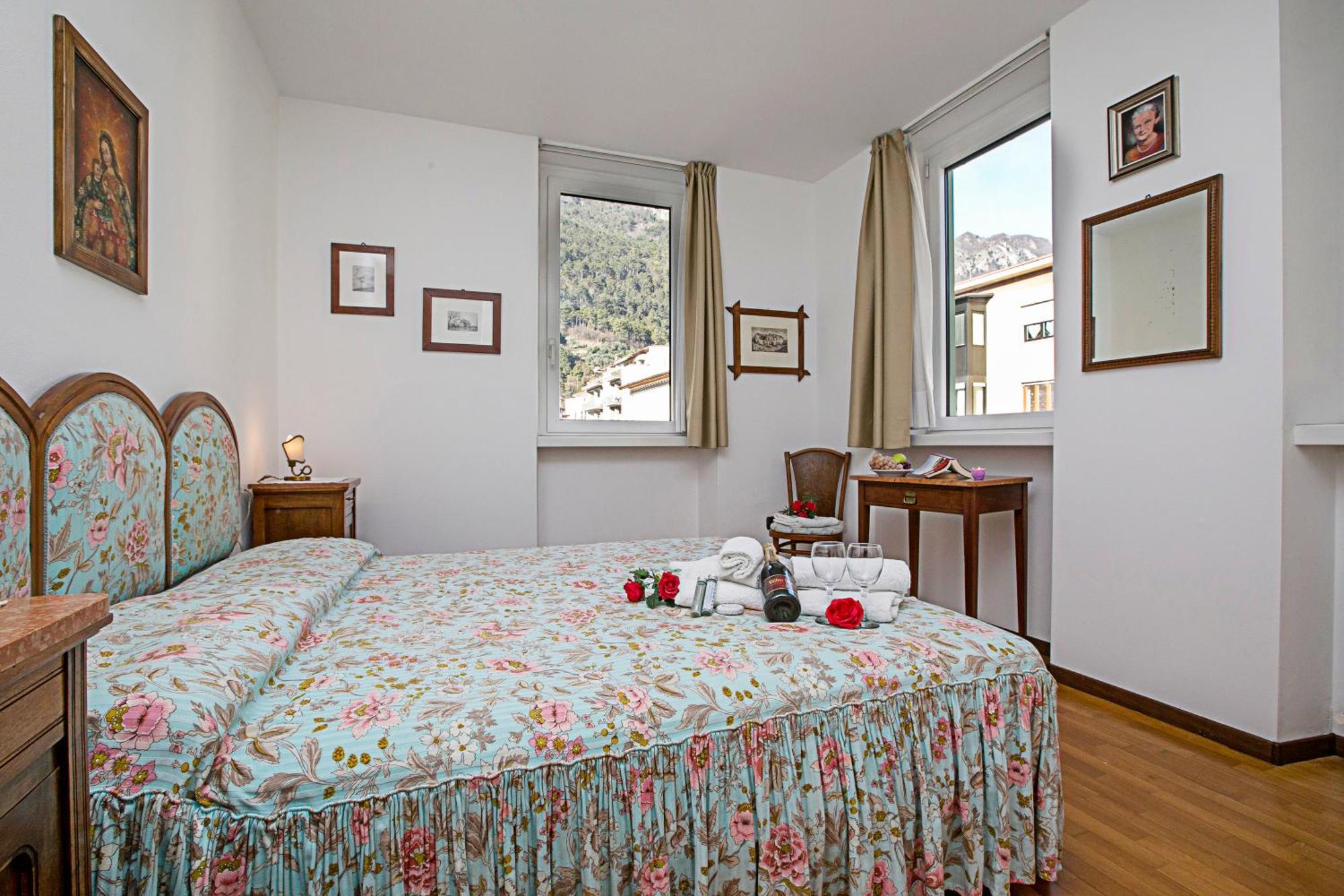 Riva Centro Apartment - Happy Rentals Exterior foto