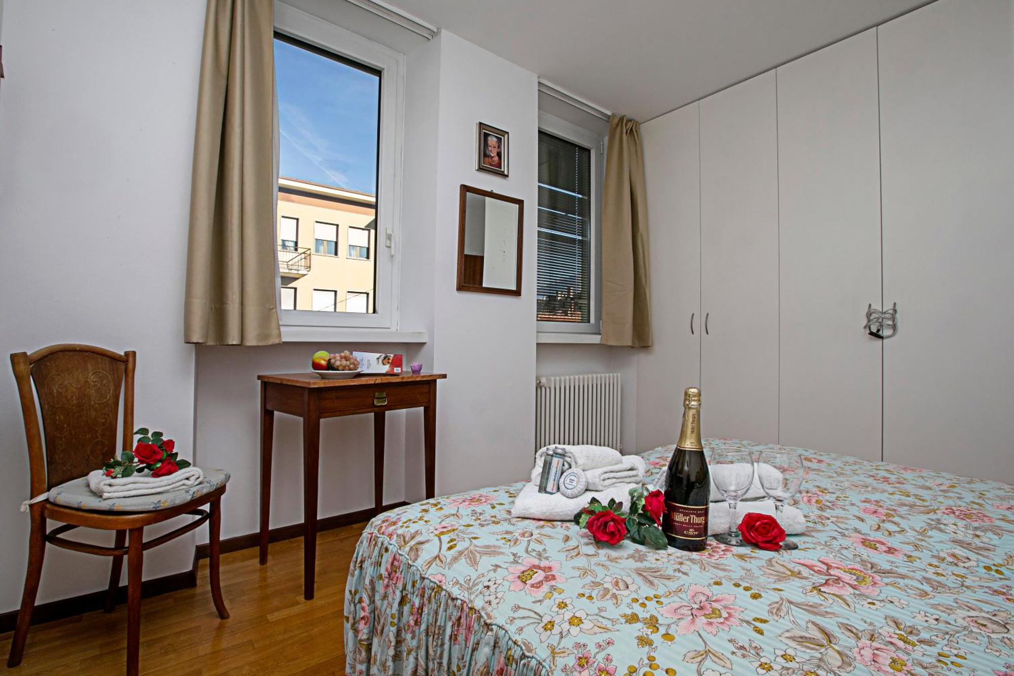 Riva Centro Apartment - Happy Rentals Exterior foto